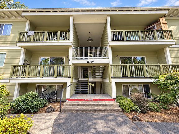 2nd image of 13320 SW Allen Blvd APT 208