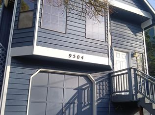 9504 Sand Point Way NE, Seattle, WA 98115
