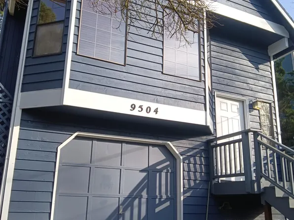 9504 Sand Point Way NE, Seattle, WA 98115