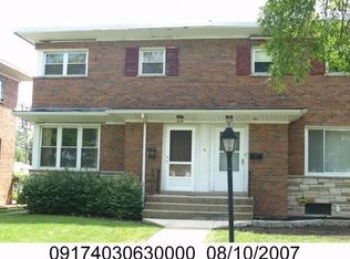 423 Oak St, Des Plaines, IL 60016