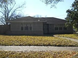 6802 Roxbury Rd, Houston, TX 77087