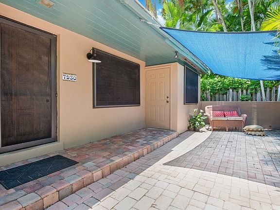 Shaded Front Courtyard