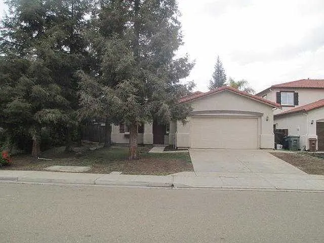18 Fuller Ct photo 1