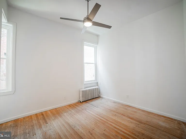 2108 Pine St #2R — Photo 9