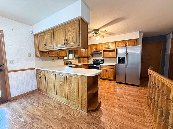5th image of 1228 Martin Ave
