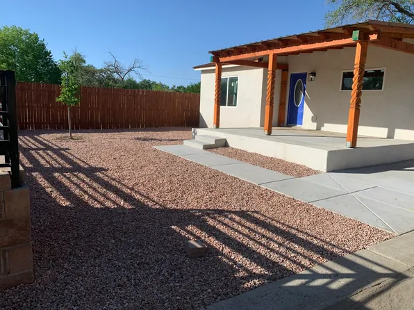 914 Gatewood Ave SW, Albuquerque, NM 87105