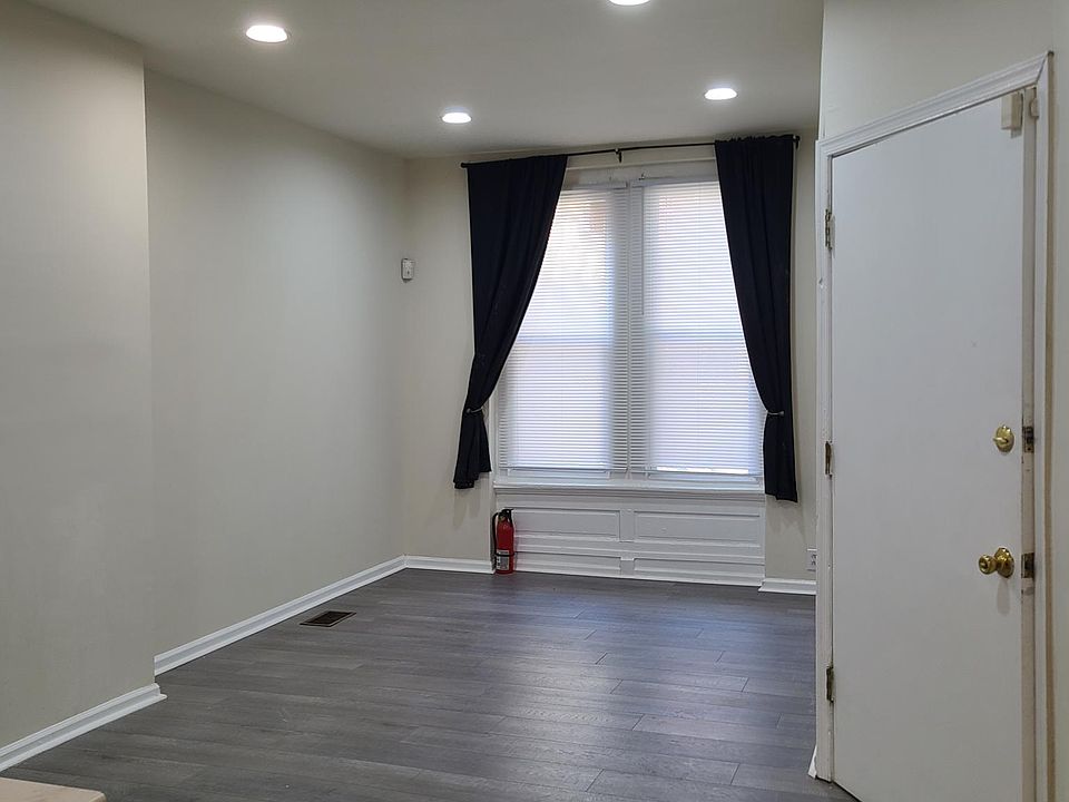 1st image of 2254 N 16th St #1