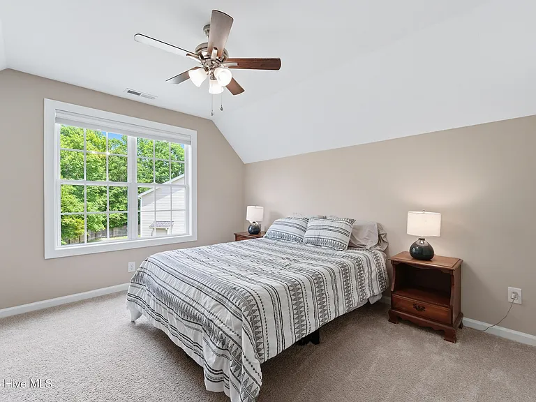 107 McKinnon Pl — Photo 21