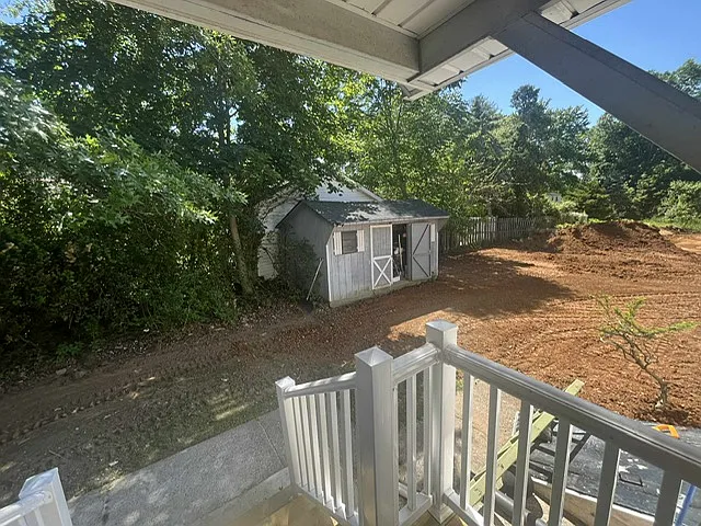 11 Heath St — Photo 10