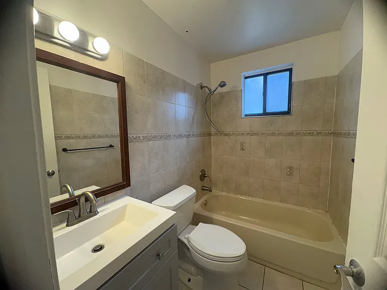 5625 W 26th Ct #201 — Photo 16