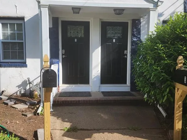 3 Elm Ct, Metuchen, NJ 08840