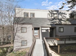 116 Cross Country Ln, Tannersville, PA 18372