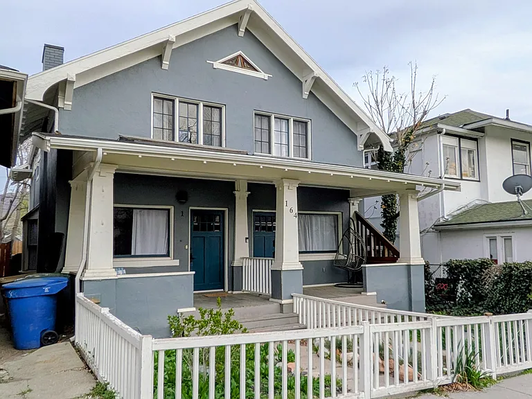 164 N C St — Photo 17
