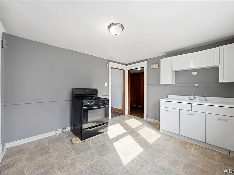 220 Dartmouth Ave — Photo 15