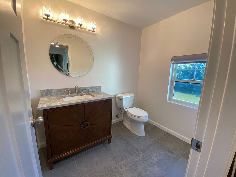3270 Waldheim Dr, photo 24