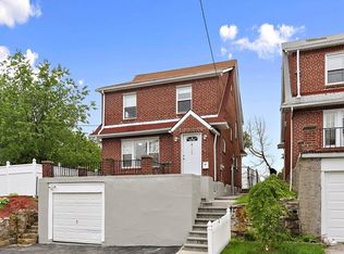 198 Douglas Ave, Yonkers, NY 10703