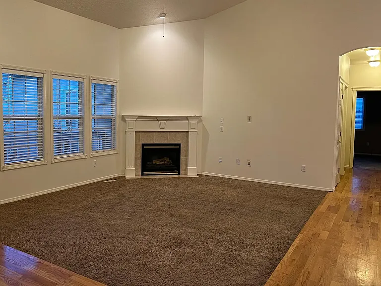 2244 N Hickory Way — Photo 5