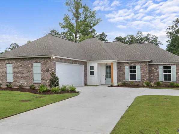 6345 Landmor Dr, Greenwell Springs, LA 70739