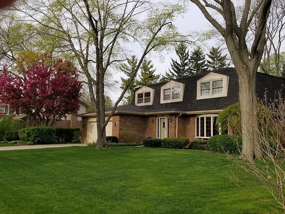 1st image of 915 Jeremy Ln