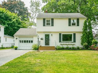379 Brandon Rd, Rochester, NY 14622