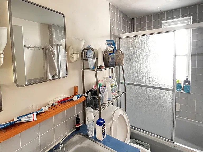 30 Charnwood Rd #1 — Photo 8