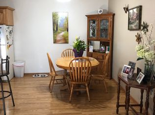 822 Ethan Allen Dr, Howards grove, WI 53083