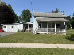 30 William St, Phelps, NY 14532
