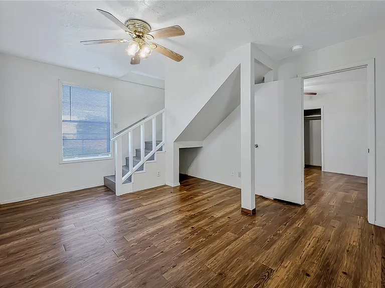 813 Furman Ave #1 — Photo 6