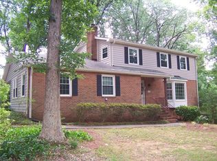 106 Woodmont Rd, Jamestown, NC 27282