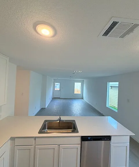 2831 Red Diamond — Photo 12