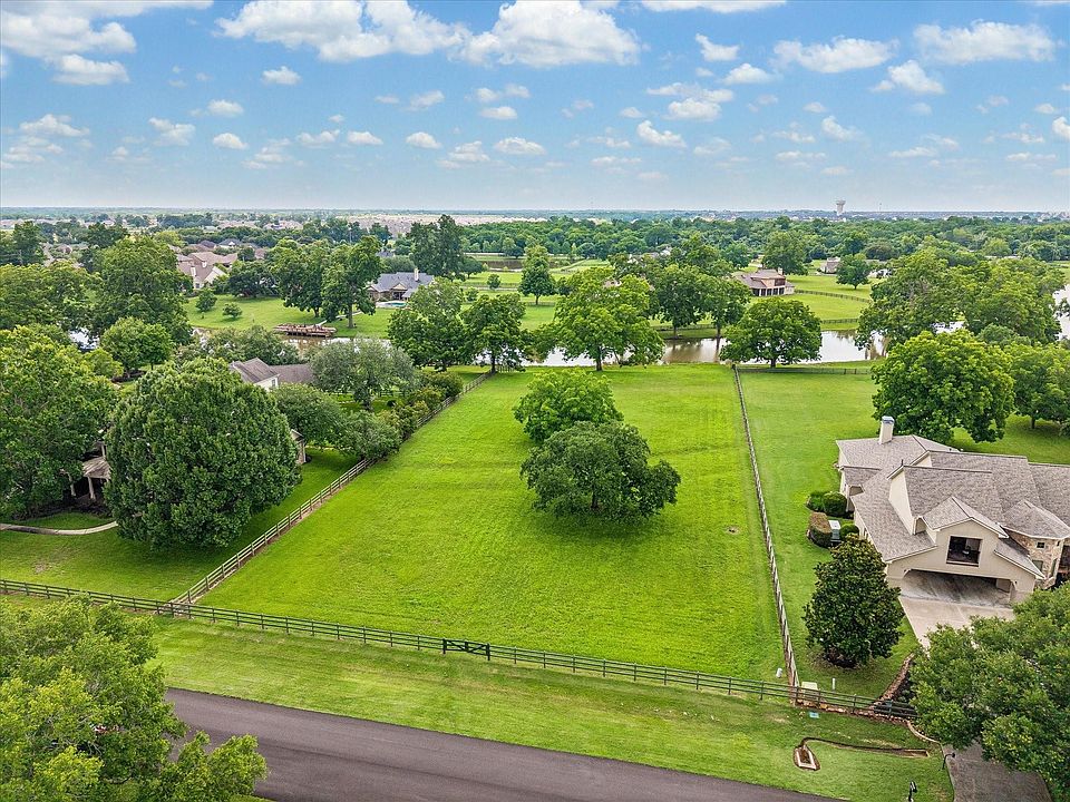 1st image of 0 Fulbrook Cmns Lot 5