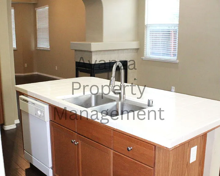 4071 W Peach Tree Ln — Photo 14