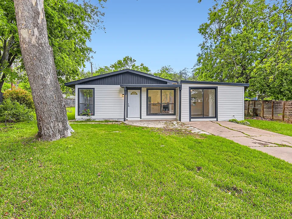 901 Garden Villa Ct
