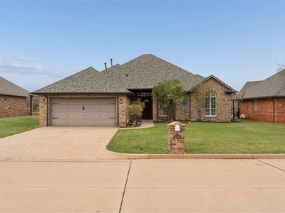 14605 N Waterfront Rd, Edmond, OK, 73013