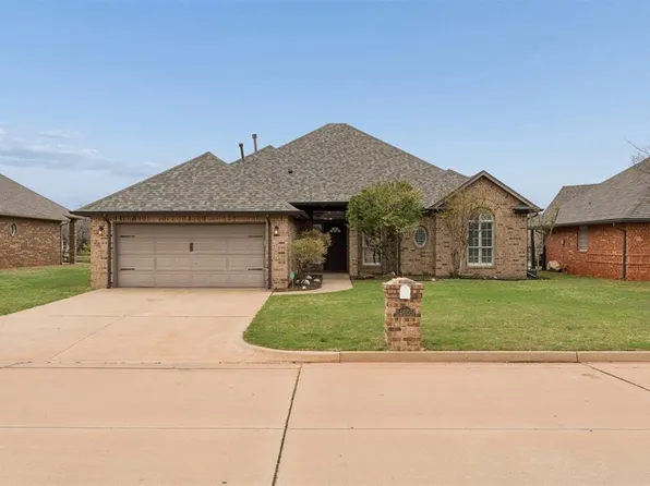 14605 N Waterfront Rd, Edmond, OK 73013