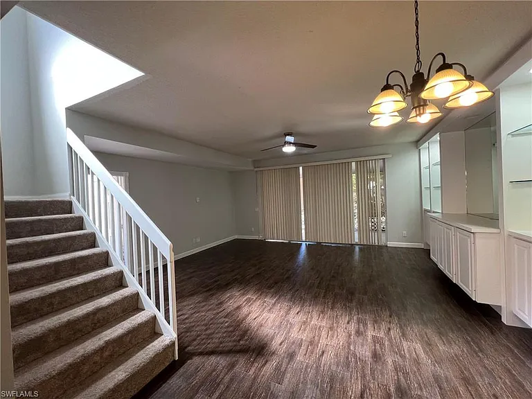 5365 Cove Cir #125 — Photo 12