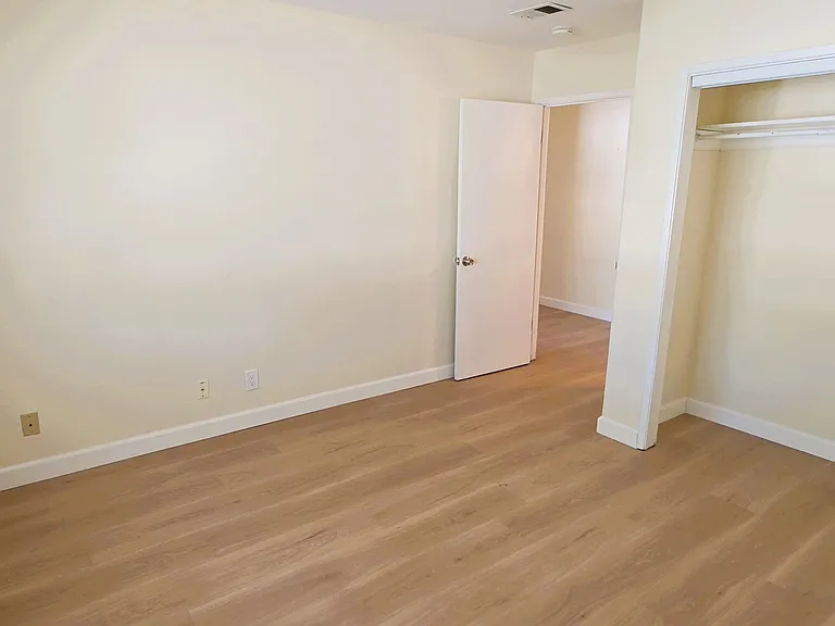 779 Warring Dr #4 — Photo 11
