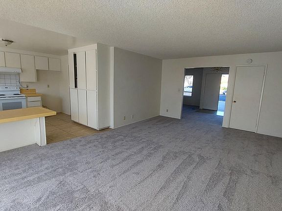 4th image of 4641 Delores Dr