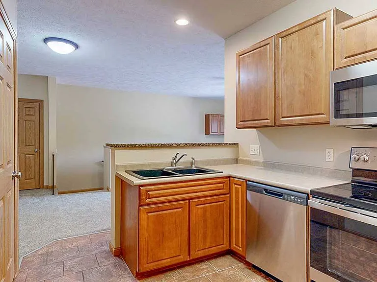 Stone Creek Villas — Photo 76