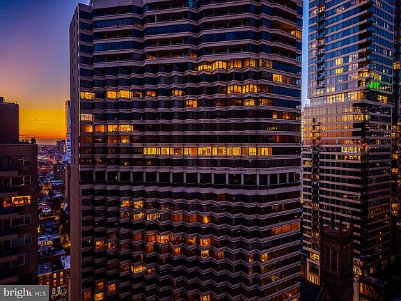 3rd image of 210 W Rittenhouse Sq #2106-2107