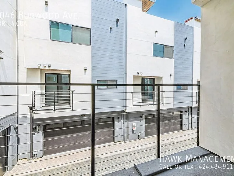 6046 Burwood Ave — Photo 38