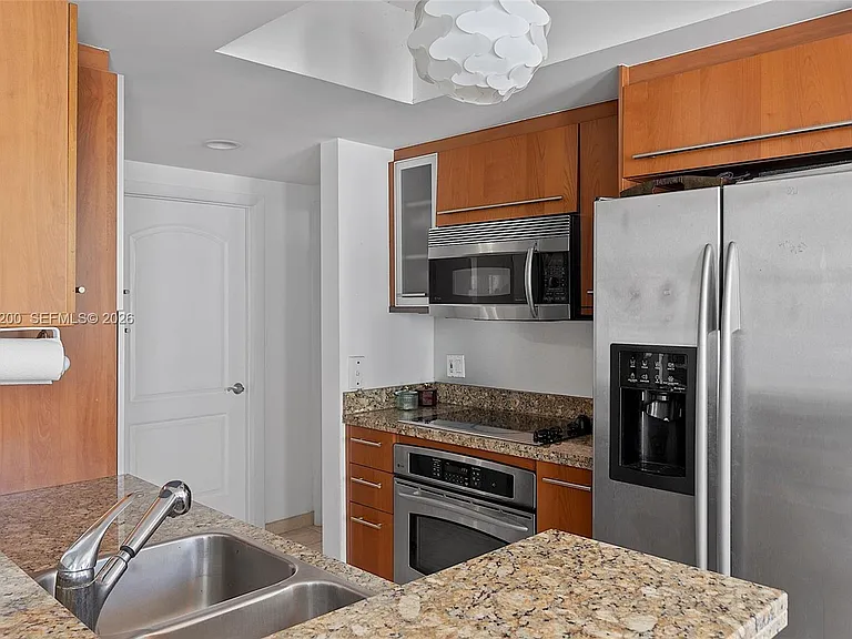110 Washington Ave #1502 — Photo 43
