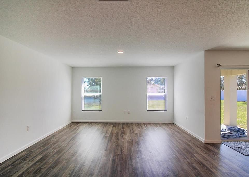 1st image of 10276 N Spaulding Dr #10276