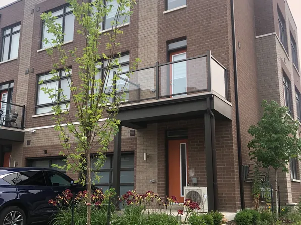 22 Bluenose St, Vaughan, ON L4L 0L7