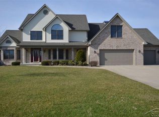 4273 N Autumn Ridge Ct, Saginaw, MI 48603