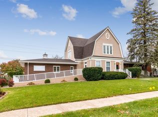 708 5th St, Nevada, IA 50201