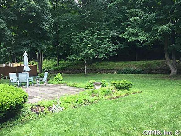 2nd image of 523 Wolcott Ave