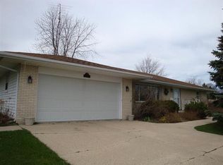 315 Biester Dr, Belvidere, IL 61008