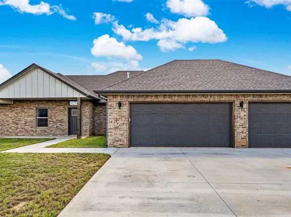 4297 Peak Ln, Elgin, OK 73538