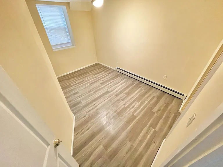 125 Hillside Ave — Photo 20